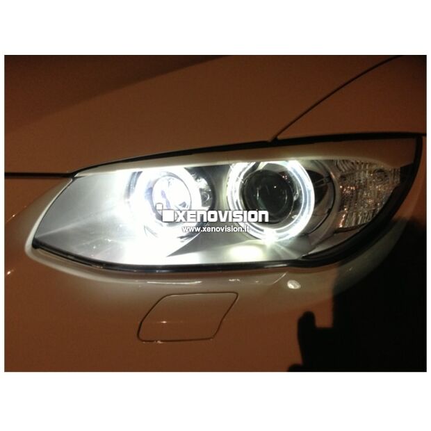 2 Kit Led BMW E90 E91 E92 M - Full Led e Angel Eyes - 6000k <p>Kit Led BMW E90 E91 E92 Full, conversione totale a Led e Angel Eyes Top Quality in Italia 20W reali di assorbimento, 80W nominali di resa. Specifico per BMW Serie 3 E90 E91 E92. Zero Spie, Top Quality, Creato con il forum BMWPassion, risultato garantito.</p>