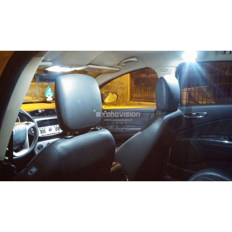 <p>Kit Lancia Delta 2008 in poi BASE, conversione a Led per Lancia Delta 2008 in poi. Zero spie, Altissima Qualit&agrave;. Luce Bianco Lunare 6000k su ogni  principale punto luce interno ed i principali esterni. </p>