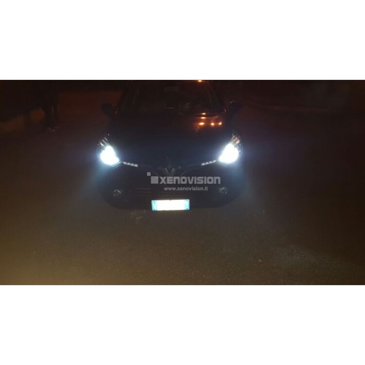 <p>Kit Led Renault Clio IV BASE, conversione punti luce principali a Led per Renault Clio IV, pacchetto completo di altissima qualit&agrave; e risultato garantito.</p>