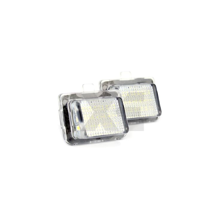 Kit Plafoniere LED Targa Mercedes <p>Le originali Xenovision - Qualità Massima sul mercato. Per Mercedes W204 (5D), W212,W216,W211.</p>