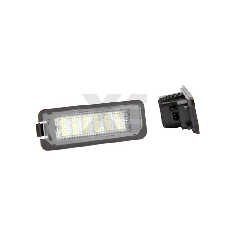 3 Kit Plafoniere LED Luce Targa per VW Passat B5 1996 - 2000 Kit plafoniere LED Luce Targa specifiche per VW Passat B5 1996 - 2000. Zero spie. Qualità Massima sul mercato, estremamente luminose.