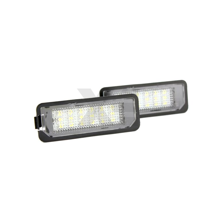 1 Kit Plafoniere LED Luce Targa per VW Passat B5 1996 - 2000 Kit plafoniere LED Luce Targa specifiche per VW Passat B5 1996 - 2000. Zero spie. Qualità Massima sul mercato, estremamente luminose.