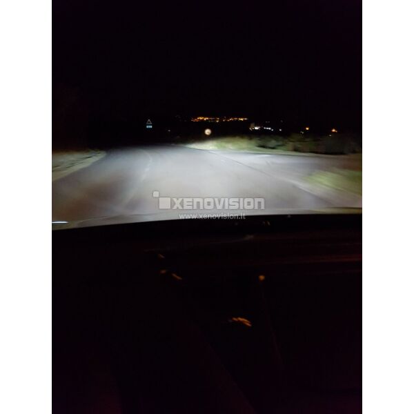 <p>Kit Xenon Specifico per i fari della tua Alfa Giulietta. Engineered by Xenovision - Qualit&agrave; Massima. Schermatura Blue&amp;Me.</p>