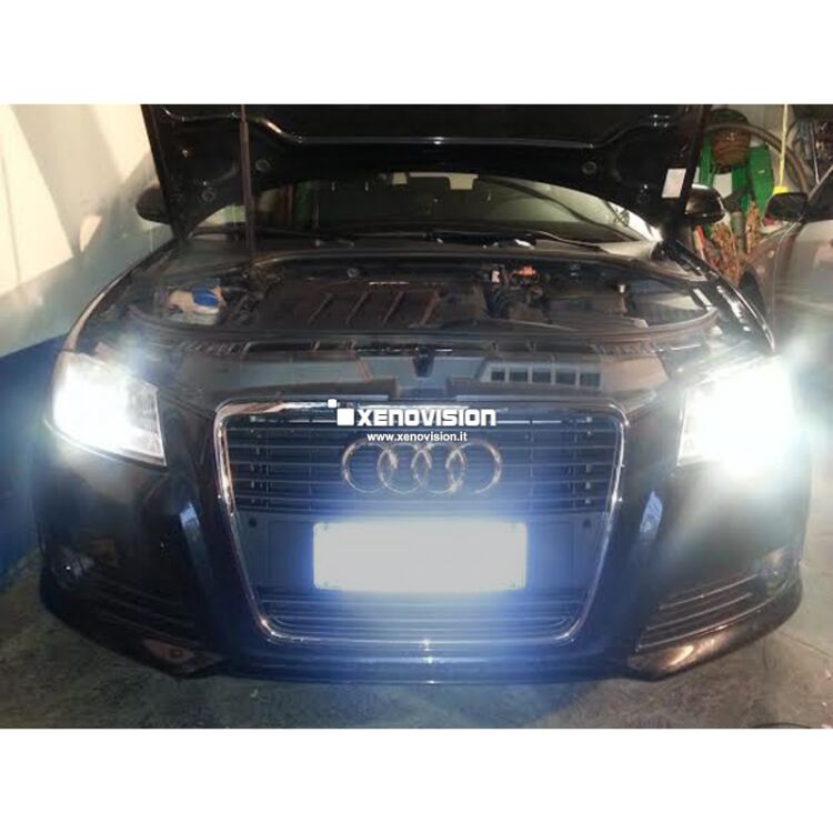 <p><span style="color: #626262;">Kit Xenon Specifico per i fari della tua Audi A3. Engineered by Xenovision - Qualit&agrave; Massima.</span></p>