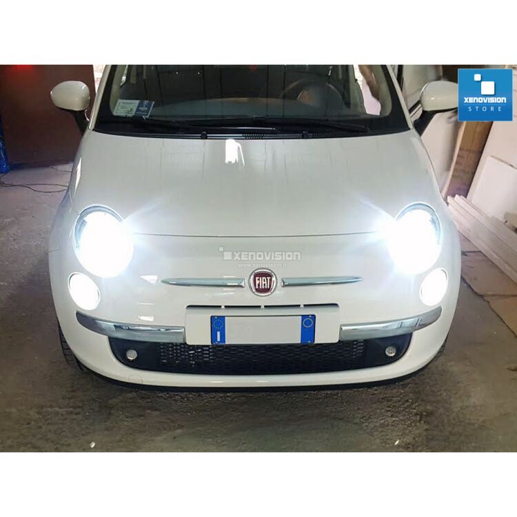 2 Kit xenon Fiat 500 fino a 2015 - Xenon 35W, Led DRL e Targa - Zero Spie - 6000k <p>Kit xenon e DRL Led Ultraluminosi (400Lumen!) per Fiat 500. 100% Plug&Play, l'unico in Italia con Led DRL Ultraluminosi zero spie. Un prodotto completo e introvabile altrove, qualità Garantita Xenovision.</p>