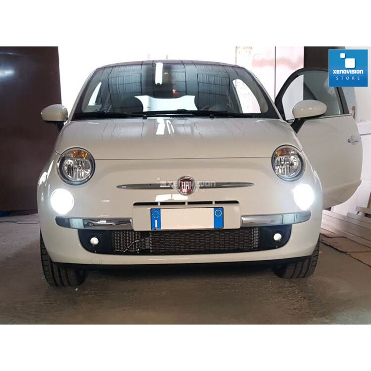 3 Kit xenon Fiat 500 fino a 2015 - Xenon 35W, Led DRL e Targa - Zero Spie - 6000k <p>Kit xenon e DRL Led Ultraluminosi (400Lumen!) per Fiat 500. 100% Plug&Play, l'unico in Italia con Led DRL Ultraluminosi zero spie. Un prodotto completo e introvabile altrove, qualità Garantita Xenovision.</p>