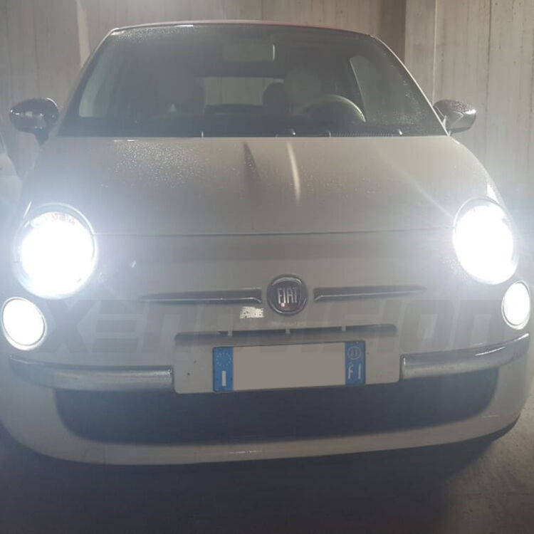 6 Kit xenon Fiat 500 fino a 2015 - Xenon 35W, Led DRL e Targa - Zero Spie - 6000k <p>Kit xenon e DRL Led Ultraluminosi (400Lumen!) per Fiat 500. 100% Plug&Play, l'unico in Italia con Led DRL Ultraluminosi zero spie. Un prodotto completo e introvabile altrove, qualità Garantita Xenovision.</p>