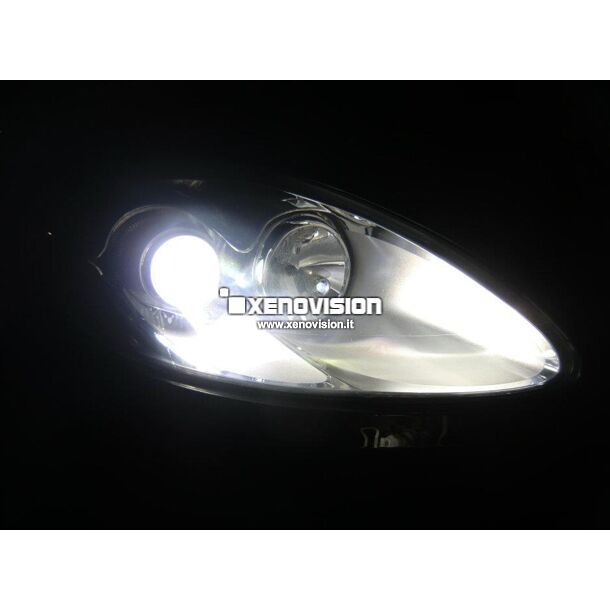 <p>Kit Xenon Specifico per i fari della tua Fiat Bravo. Engineered by Xenovision - Qualit&agrave; Massima.</p>