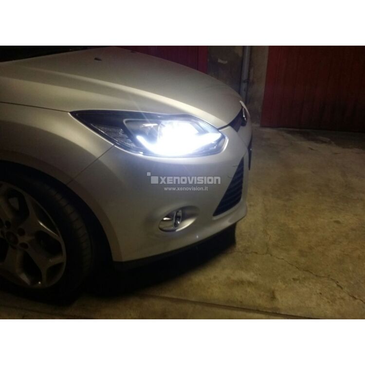 3 Kit Xenon Ford Focus - Lenticolare - 2011 in poi - 55W in tinta coi Led <p>Kit Xenon Focus Pro Korea 55W specifico per il faro delle Ford Focus, C-Max dal 2011 in poi. Plug&Play, l'unico zero spie, contiene tutto l'occorrente. Luce Bianca in tinta con i Led di Serie.</p>