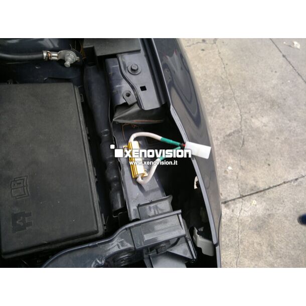 7 Kit Xenon Ford Focus - Parabola - 2011 in poi - Xenon 35W e Led - 5300k <p><span style="color: #000000; font-family: Verdana, Arial, Helvetica, sans-serif; font-size: 10px; font-style: normal; font-variant-ligatures: normal; font-variant-caps: normal; font-weight: normal; letter-spacing: normal; line-height: normal; orphans: 2; text-align: start; text-indent: 0px; text-transform: none; white-space: normal; widows: 2; word-spacing: 0px; float: none; background-color: #ffffff; display: inline !important">Kit Xenon Focus Pro Korea 35W specifico per il faro delle Ford Focus dal 2011 in poi e Luci Posizione Led in tinta. Plug&Play, l'unico zero spie, contiene tutto l'occorrente. Luce Bianco Solare 5300k.</span></p>