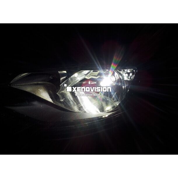 2 Kit Xenon Ford Focus - Parabola - 2011 in poi - Xenon 35W e Led - 6100k <p>Kit Xenon Focus Pro Korea 35W specifico per il faro delle Ford Focus, C-Max dal 2011 in poi e Luci Posizione Led in tinta. Plug&Play, l'unico zero spie, contiene tutto l'occorrente. Luce Bianco Lunare 6100k.</p>