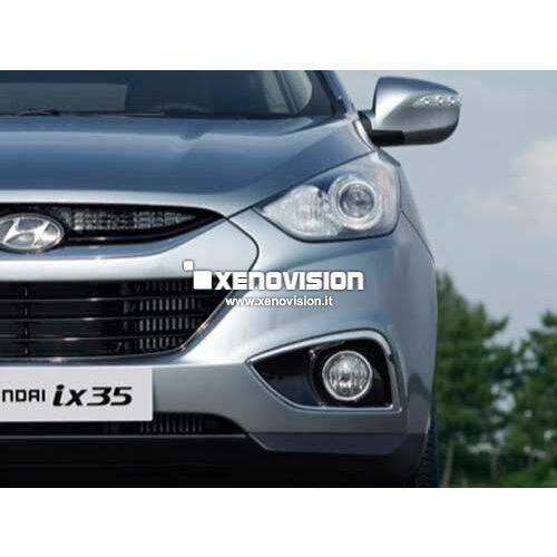 1 Kit Xenon Hyundai IX35 - 2009 al 2013 - Xenon 35W e Led - 6000k <p>Kit Xenon Lampade XE 35W specifico per il faro della Hyundai IX35 e Luci Posizione a Led in tinta. Plug&Play zero spie, contiene tutto l'occorrente. Luce Bianco Lunare 6000k.</p>
