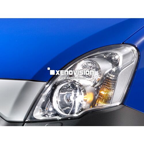 1 Kit Xenon Iveco Daily - dal 2000 in poi - Xenon 35W - 6100k <p>Kit Xenon 35W Focus PRO Korea pacchetto specifico per Iveco Daily. Plug&Play, contiene tutto l'occorrente. Lampade speciali per questo faro, con Luce Bianco Lunare 6100k</p>