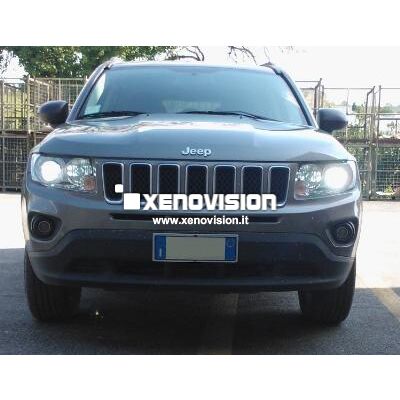 <p>Kit Xenon Specifico per i fari della tua Jeep Compass. Engineered by Xenovision - Qualit&agrave; Massima.</p>