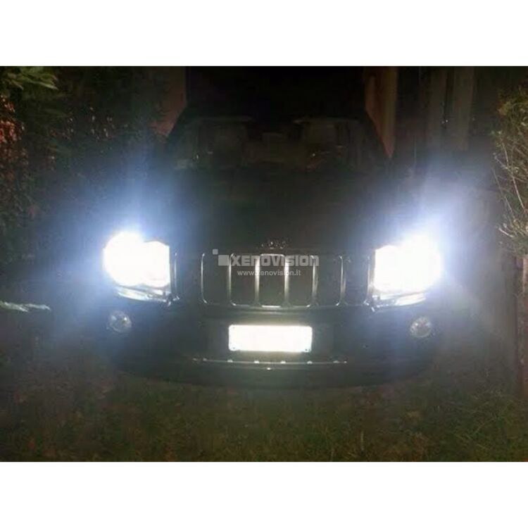 5 Kit Xenon Jeep Grand Cherokee - 1998 in poi - 35W e Led Posizione - 6000k <p>Kit Xenon 35W specifico per il faro della Jeep Grand Cherokee e Luci Posizione a Led in tinta. Plug&Play zero spie, contiene tutto l'occorrente. Luce Bianco Lunare 6000k.</p>