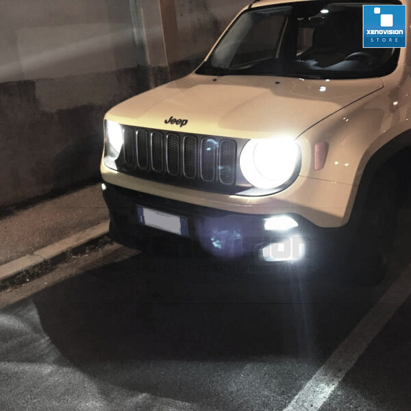 <p>Kit Xenon Specifico per i fari della tua Jeep Renegade. Engineered by Xenovision - Qualit&agrave; Massima.</p>