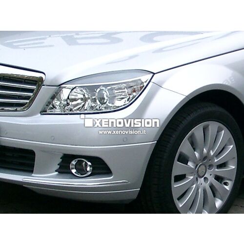 1 Kit Xenon Mercedes Classe C W204 - 2007 in poi - Xenon 35W e Led- 6000k <p>Kit Xenon 35W specifico per il faro della Mercedes Classe-C (W204) e Luci Posizione a Led in tinta. Plug&Play zero spie, contiene tutto l'occorrente. Luce Bianco Lunare 6000k.</p>
<p> </p>