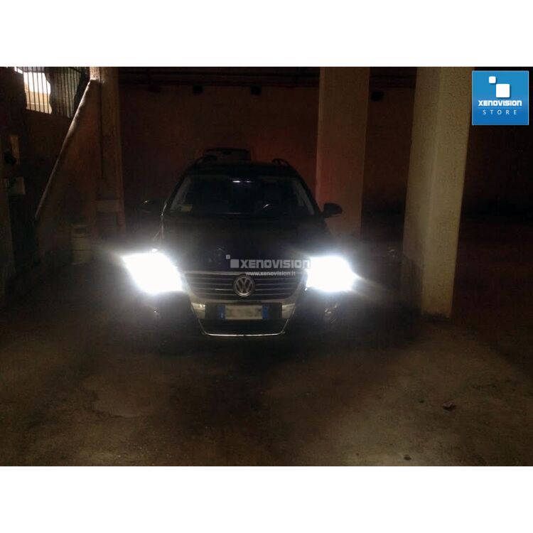 2 Kit Xenon Passat - 2006 al 2009 - Xenon 35W e Led Posizione - 6100k <p>Kit Xenon Lampade XE 35W specifico per il faro della Volkswagen Passat e Luci Posizione a Led in tinta. Plug&Play zero spie, contiene tutto l'occorrente. Luce Bianco Lunare 6100k.</p>