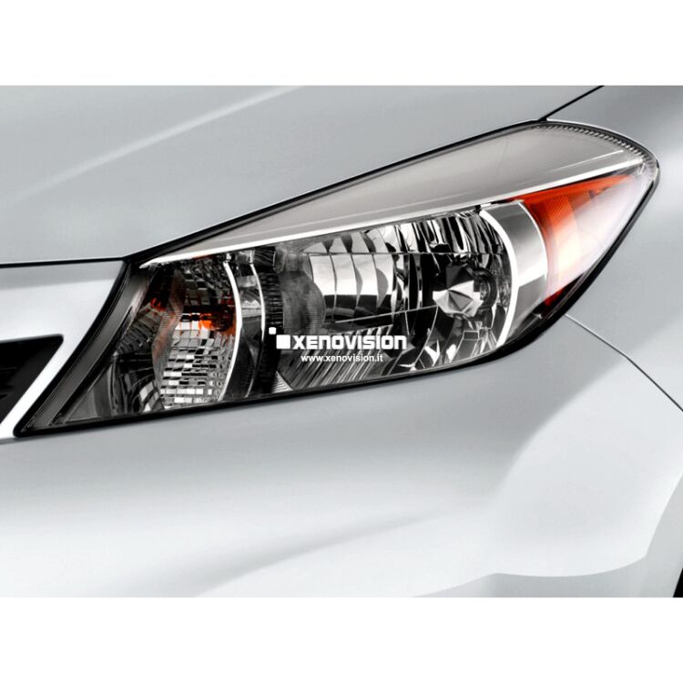 1 Kit Xenon Toyota Yaris - 2011 in poi - BiXenon 35W e Posizione - 6000k <p>Kit BiXenon 35W specifico per il faro della Toyota Yaris e Luci Posizione Led in tinta. Plug&Play zero spie, contiene tutto l'occorrente. Luce Bianco Lunare 6000k.</p>