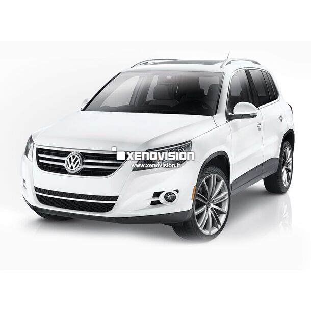 <p>Kit Xenon 35W specifico per il faro della&nbsp;VW Tiguan e Luci Posizione a Led in tinta. Plug&amp;Play zero spie, contiene tutto l'occorrente. Luce Bianco Lunare 6000k.</p>
<p>&nbsp;</p>