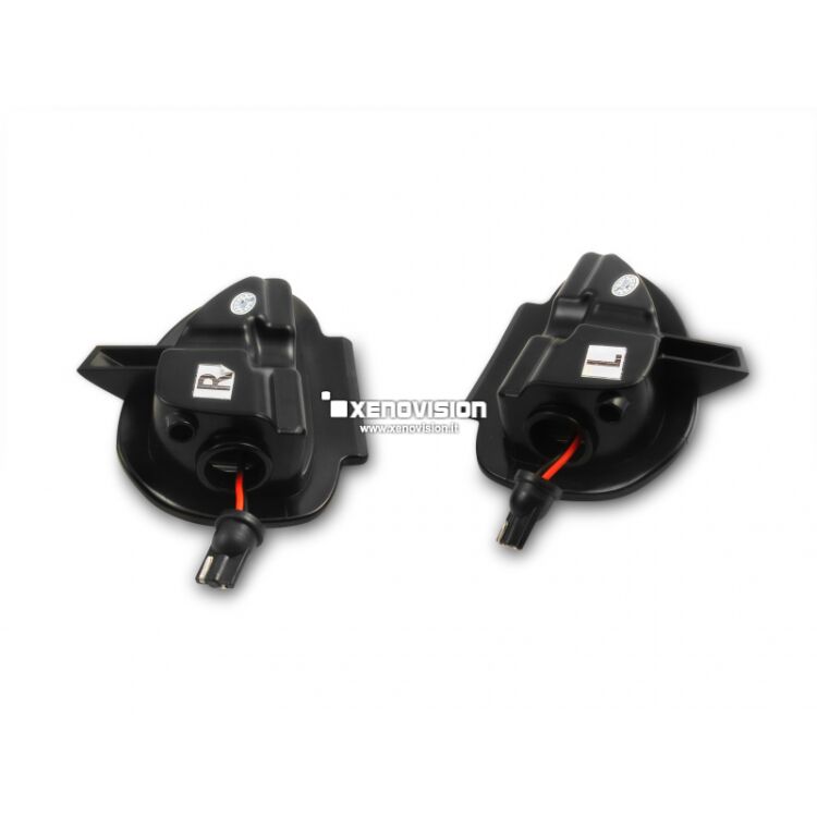 2 Led Sottospecchio Golf VI Passat Touran - 600Lm - 6000k <strong>600 Lumen </strong>Una coppia di placche Led Plug&Play Ultraluminose per luci pozzanghera sottospecchi VolksWagen Golf VI, Passat, Touran. Rimpiazza i punti luce esistenti, zero spie. Installazione semplicissima.