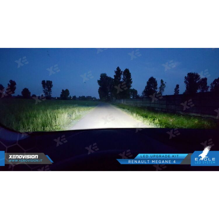 <!DOCTYPE html>
<html>
<head>
</head>
<body>
<p>Dimentica gli adattatori. Forma dell'intera lampada su misura per Megane IV.&nbsp;</p>
</body>
</html>