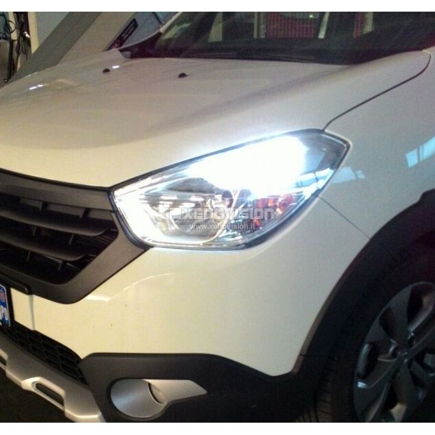 4 GEAR P21W: luci diurne LED Hyundai I30 (PDE, PD, PDEN) 2016 in poi <strong>LED </strong><strong>Luci diurne Hyundai I30 (PDE, PD, PDEN) 2016 in poi</strong> . Due lampade LED P21W effetto Stealth, ottima resa in ogni direzione, Qualità Massima.