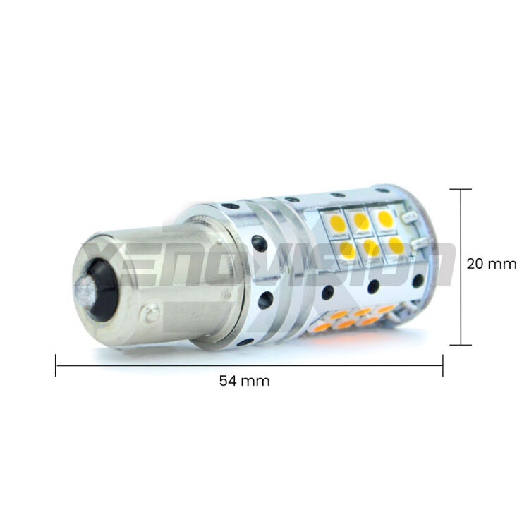 <strong>LED </strong><strong>P21W</strong><strong> p</strong><strong><strong>e</strong>r freccia anteriore BMW Serie-3</strong>. 8x volte più luce, No Hyperflash, dimensioni compatte. Qualità Massima.