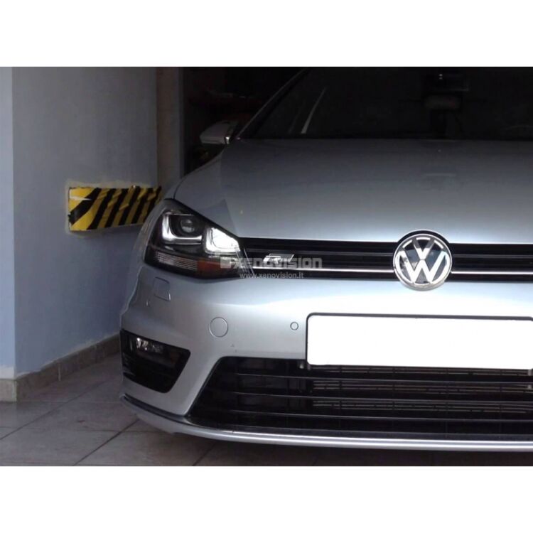 3 PW24W Kit Led CREE per Luci Diurne DRL VW Golf VII 2013 in poi <p><strong><span class="Stile4">800Lumen - Zero Spie, Plug&Play. </span></strong><span class="Stile4">Kit Led Ultraluminosi per DRL VW Golf VII 2013 in poi. </span><span class="Stile4">Zero Spie e alta potenza con illuminazione a 360 gradi. Risultato Garantito, Top Quality. Luce Bianco Lunare.</span><strong><br /></strong><strong><br /></strong></p>
