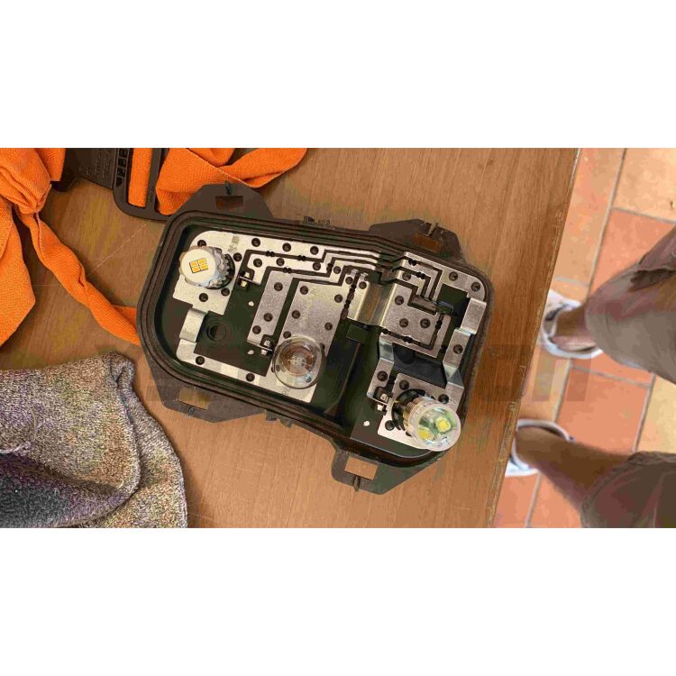 5 PY21W: Lampadina frecce LED Gear FINE SERIE: NO GARANZIA <p><strong>3x più luce.</strong> Una lampada LED PY21W per Frecce. Richiede resistenze per eliminare lampeggio rapido. Qualità Massima.</p>FINE SERIE: NO GARANZIA