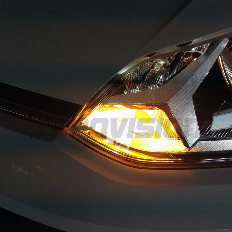 <strong>Freccia Anteriore LED no-spie per Hyundai Santa FÉ III</strong> DM 2012 - 2015. Lampada <strong>PY21W</strong> modello Gear3 no Hyperflash, raffreddata a ventola.