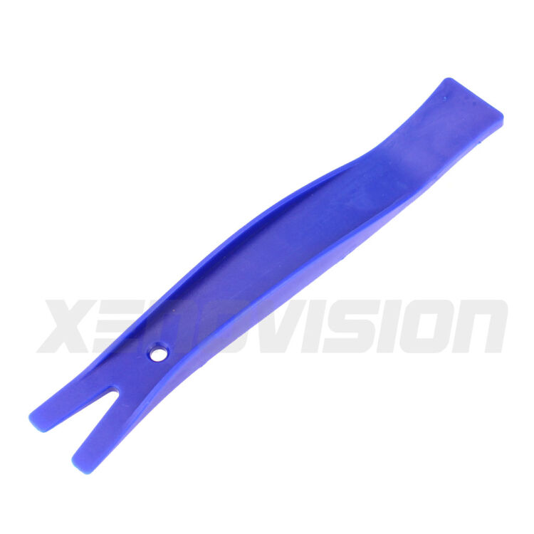 <p>Set di 3 strumenti per smontaggio plafoniere e pannelli senza far danni.</p>