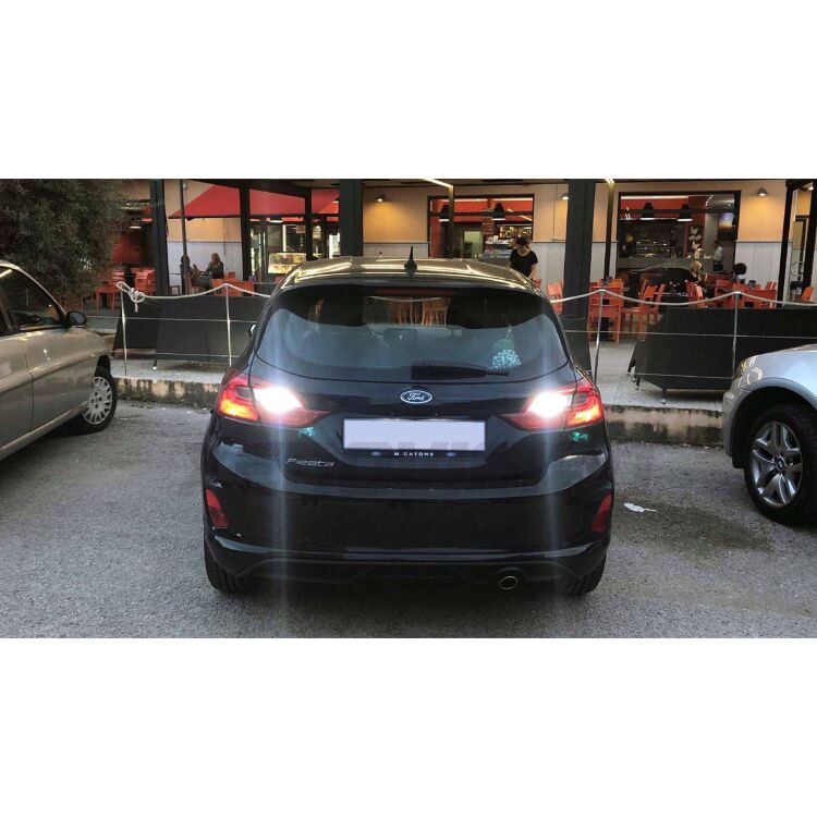7 Retromarcia LED T15 BackBeam4 per Hyundai I30 PDE, PD, PDEN 2016 in poi <strong>Retromarcia LED per Hyundai I30</strong> PDE, PD, PDEN 2016 in poi. Lampada <strong>T15</strong> canbus modello BackBeam4.