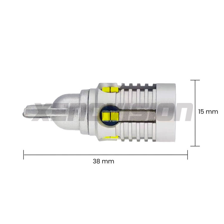 3 Retromarcia LED T15 BackBeam4 per Hyundai I30 PDE, PD, PDEN 2016 in poi <strong>Retromarcia LED per Hyundai I30</strong> PDE, PD, PDEN 2016 in poi. Lampada <strong>T15</strong> canbus modello BackBeam4.