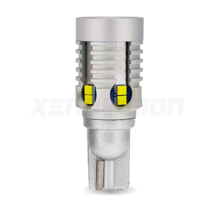 1 Freccia laterale LED Iveco Daily II Mk3: XE TurnBeam T15 <strong>LED freccia laterale Iveco Daily II </strong>Mk3. Una lampada LED T15 per Frecce, ottima resa in ogni direzione, Qualità Massima.