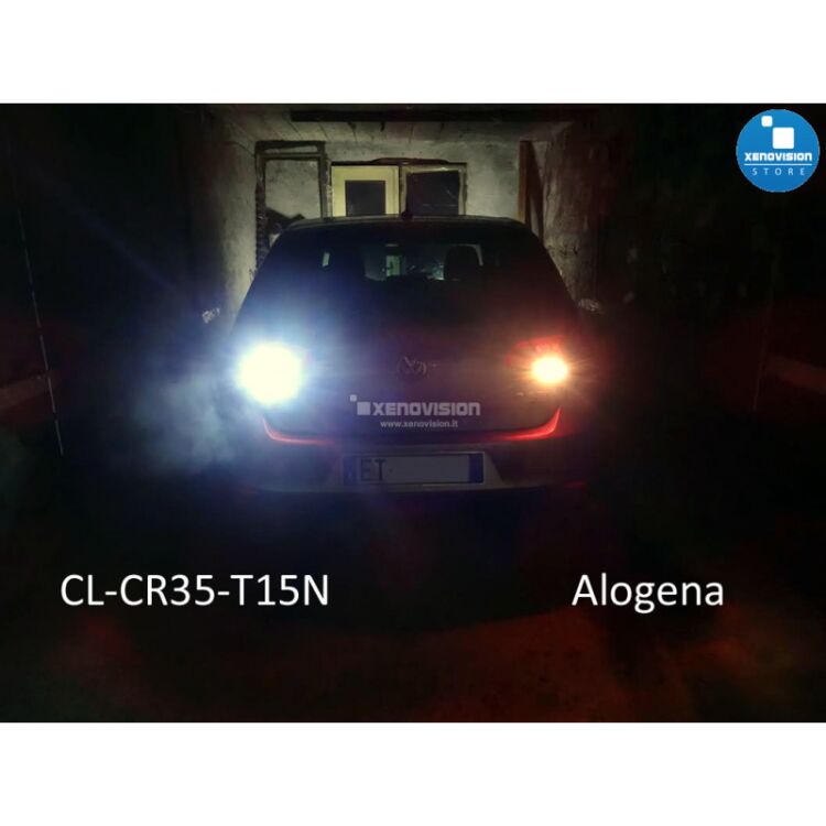 6 Retromarcia LED Renault Laguna III X91 2007 - 2015: T15 Supreme <strong>LED retromarcia per Renault Laguna III</strong> X91 2007 - 2015. 15 Chip CREE 3535, sviluppa un'incredibile potenza. Qualità Massima. Oltre 6W reali di pura potenza.