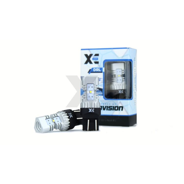 1 Luci posizione LED Land rover Discovery IV L319 con fari xeno: T20 Pyramid Coppia <strong>Luci posizione LED</strong> per Land rover <strong>Discovery IV L319</strong> con fari xeno. Lampadine premium <strong>T20</strong> ultra luminose e super canbus, modello Pyramid Xenovision.