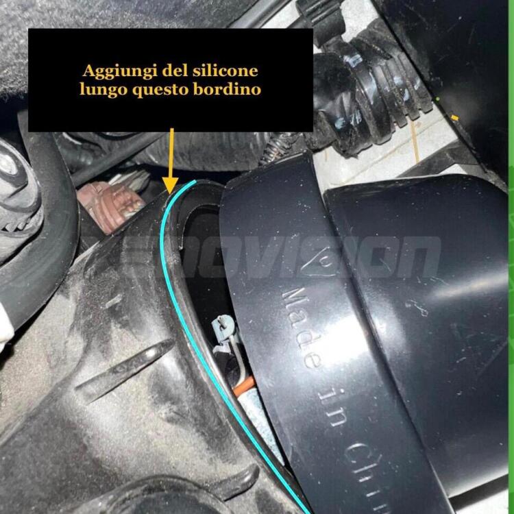 <strong>Tappi coprifaro a cupola morbidì</strong> per Anabbaglianti Fiat 500: indispensabili per evitare il soffocamento ventole e fulminazione del kit LED. Gomma di altissima qualità.