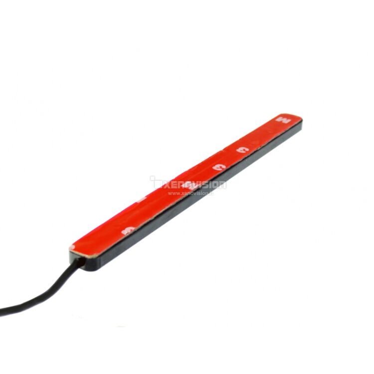 Ultraluminosa. Robusta. Universale. Stravolgi interni ed esterni con qualunque idea ti venga in mente.